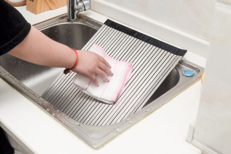 The iupilon 3-in-1 Rollable Stainless Steel Workspace - Image 8
